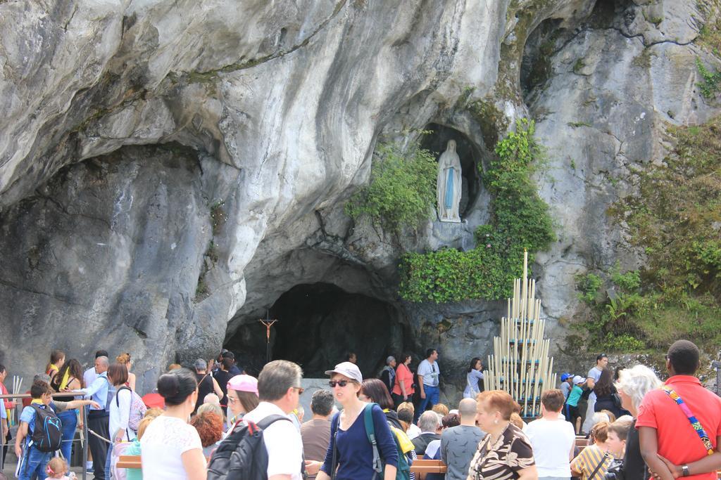 Hotel Saint Clair Lourdes Exterior foto